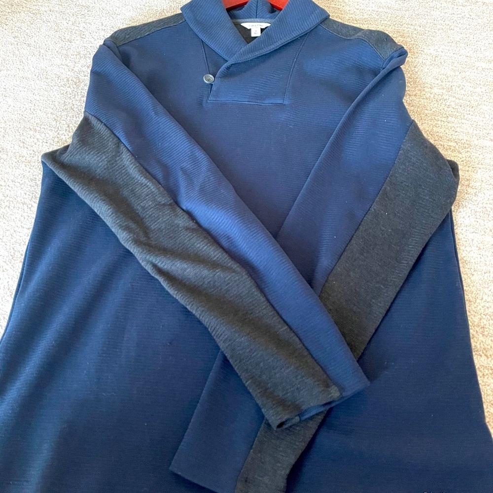 ❌❌SOLD❌❌Calving Klein men’s sweater